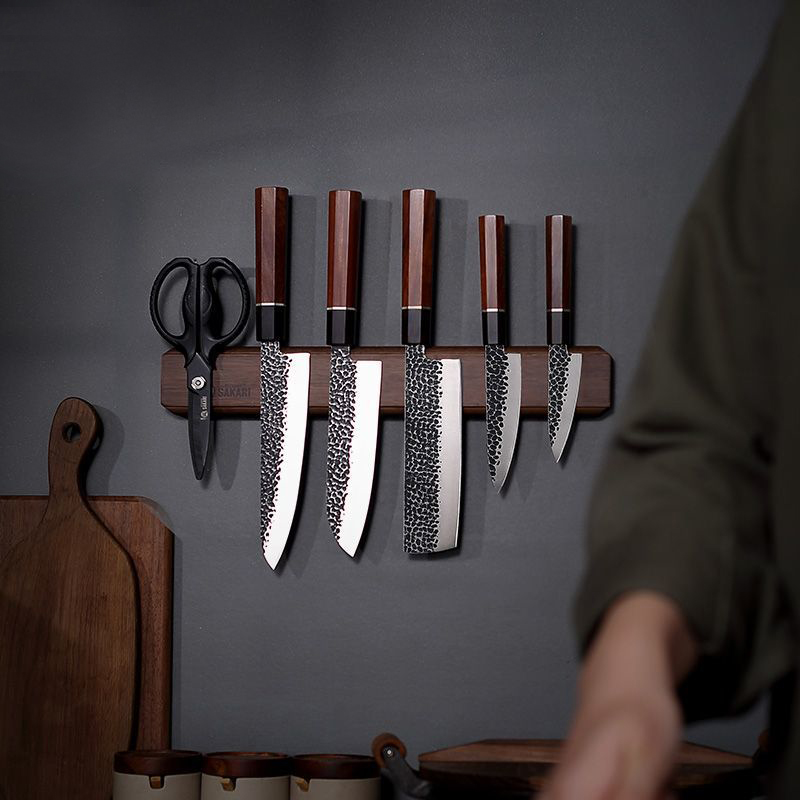 Брендовый магнитный держатель  – обзор и цена Magnetic Knife Strip
